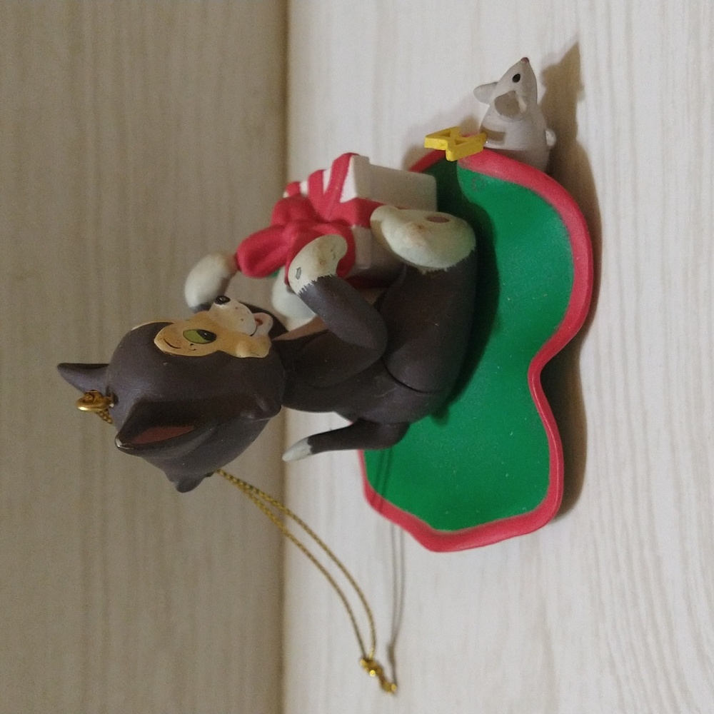 Vintage 1990s Disney's FIGARO Ornament from Pinocchio by Grolier - Picture 2 of 5